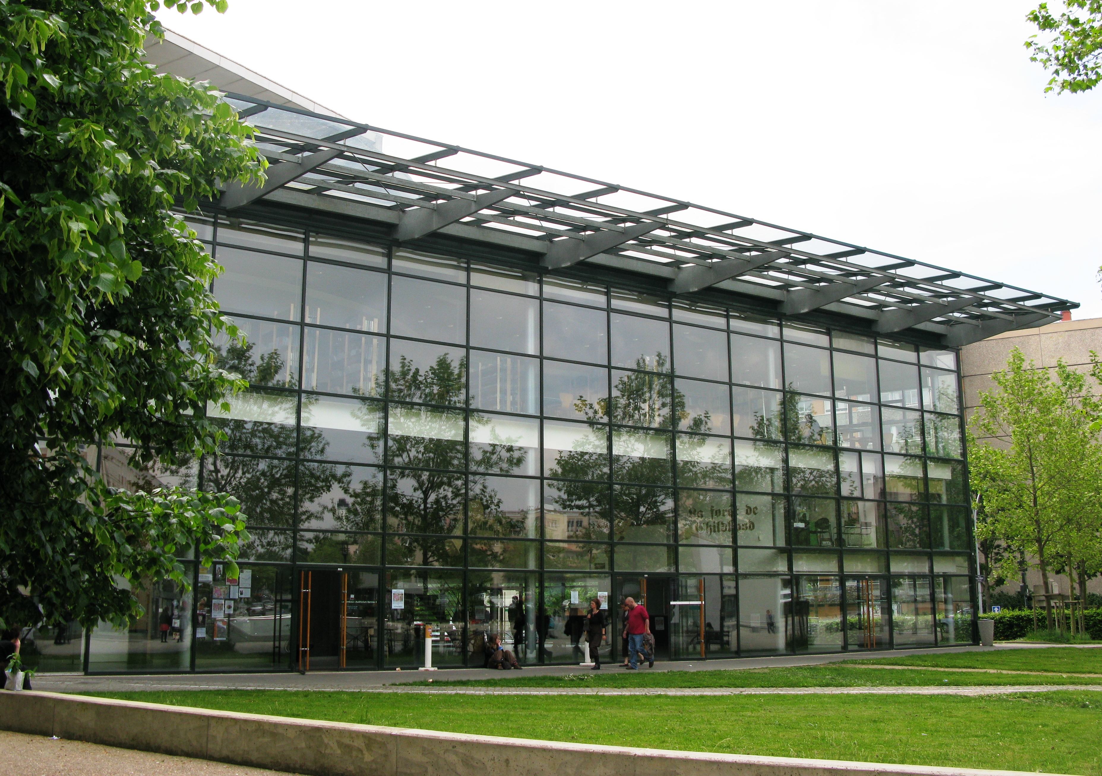 Université_Rennes2_-_Bâtiment_Le_Tambour